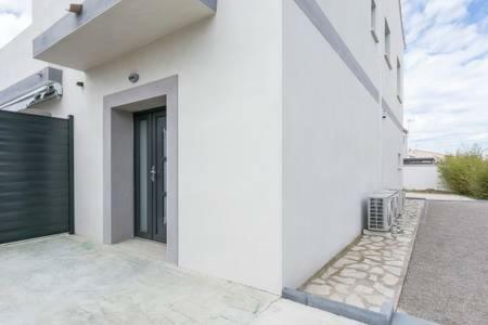 13 Rue De La Pyramide Bel Apartment *